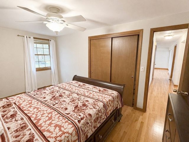 91 Loganberry Dr, Abington, MA 02351