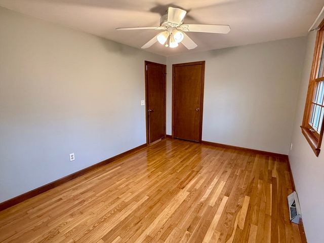 91 Loganberry Dr, Abington, MA 02351
