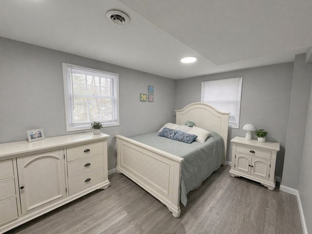 91 Loganberry Dr, Abington, MA 02351