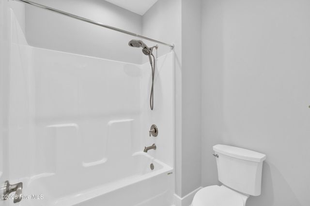 228 NE 38th Street, Oak Island, NC 28465