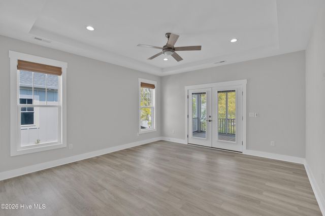 228 NE 38th Street, Oak Island, NC 28465