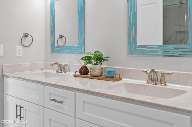 228 NE 38th Street, Oak Island, NC 28465