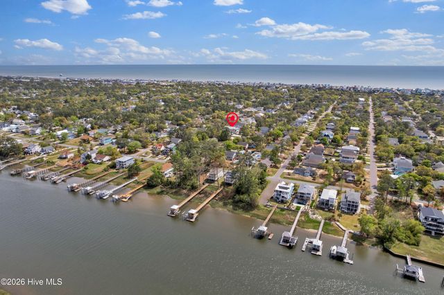 228 NE 38th Street, Oak Island, NC 28465