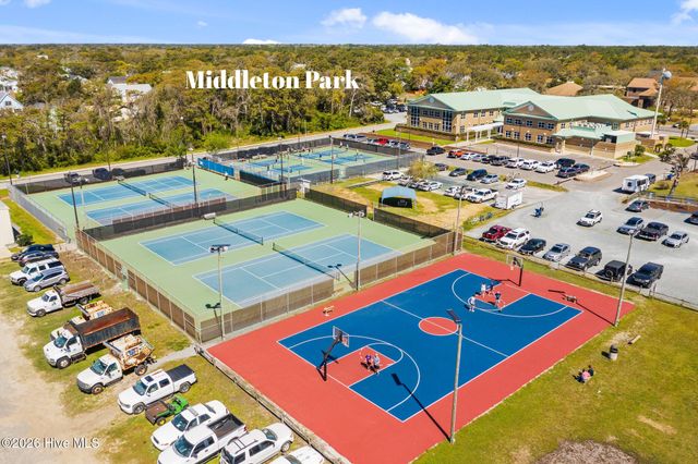 228 NE 38th Street, Oak Island, NC 28465