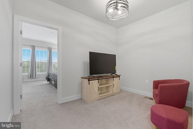 23516-H OVERLOOK PARK DR #D8, Clarksburg, MD 20871