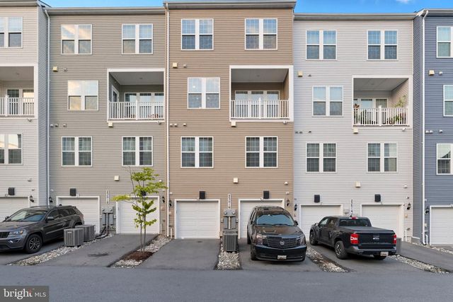 23516-H OVERLOOK PARK DR #D8, Clarksburg, MD 20871