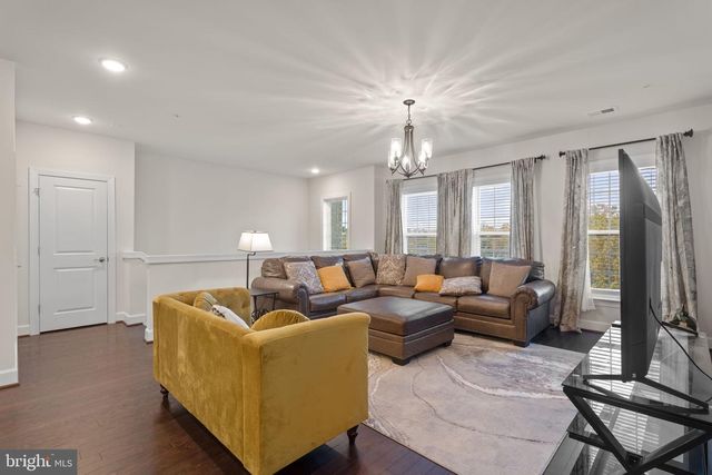 23516-H OVERLOOK PARK DR #D8, Clarksburg, MD 20871