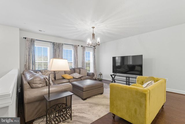 23516-H OVERLOOK PARK DR #D8, Clarksburg, MD 20871