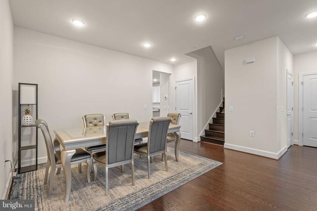 23516-H OVERLOOK PARK DR #D8, Clarksburg, MD 20871