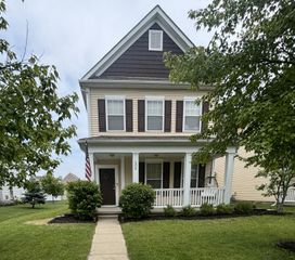 206 Lamplight Court, Delaware, OH 43015