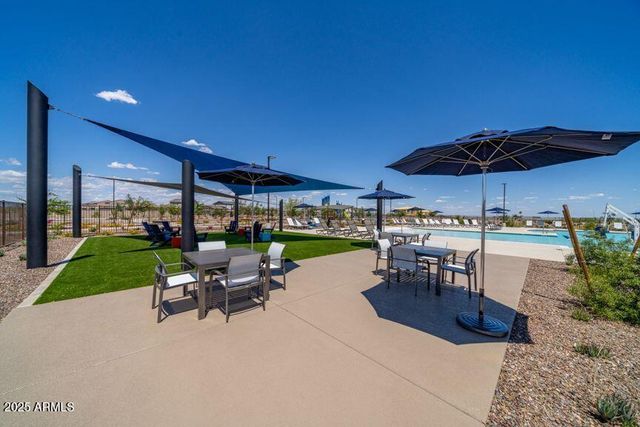 17566 W SOLANO Drive, Litchfield Park, AZ 85340