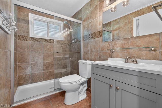 3865 Seeman Street SW, East Sparta, OH 44626