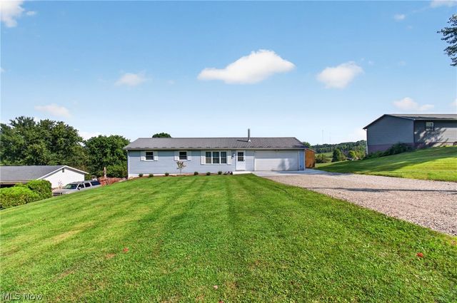 3865 Seeman Street SW, East Sparta, OH 44626