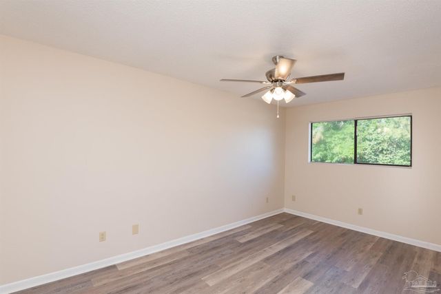 7224 Lago Vista Ct, Pensacola, FL 32506