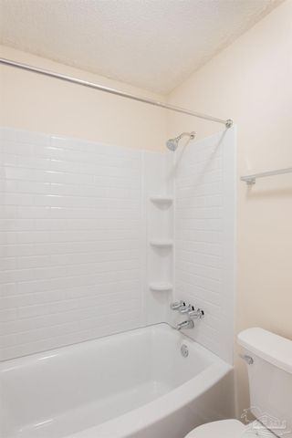 7224 Lago Vista Ct, Pensacola, FL 32506