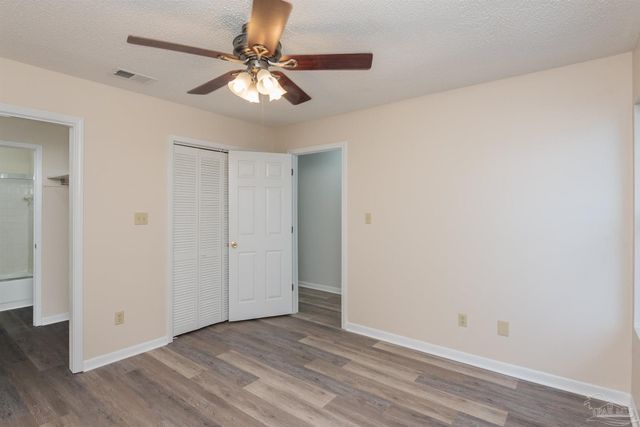 7224 Lago Vista Ct, Pensacola, FL 32506