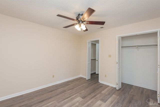 7224 Lago Vista Ct, Pensacola, FL 32506