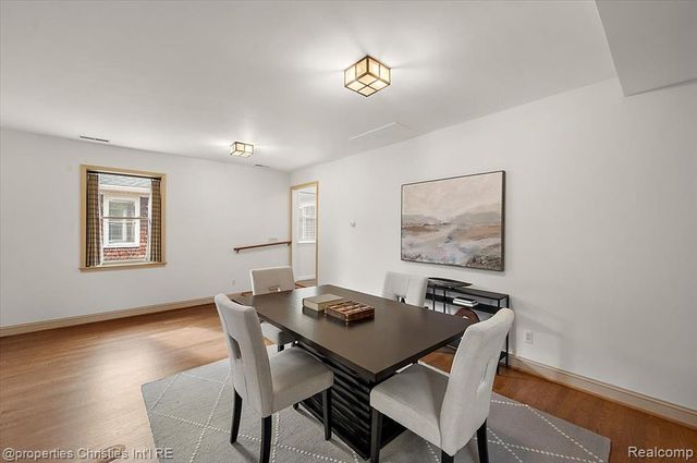 2985 Summervale Lane, Bloomfield Hills, MI 48301