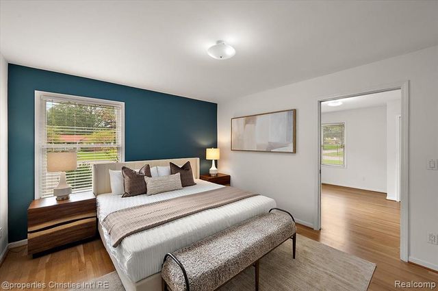 2985 Summervale Lane, Bloomfield Hills, MI 48301