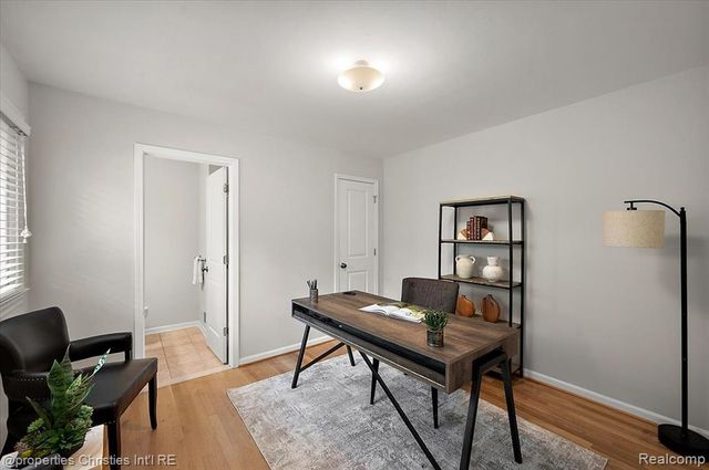2985 Summervale Lane, Bloomfield Hills, MI 48301