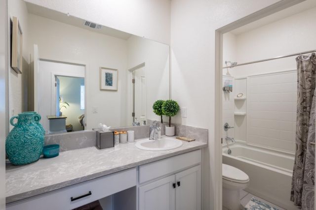 1612 Aleppo Ln, Sacramento, CA 95834