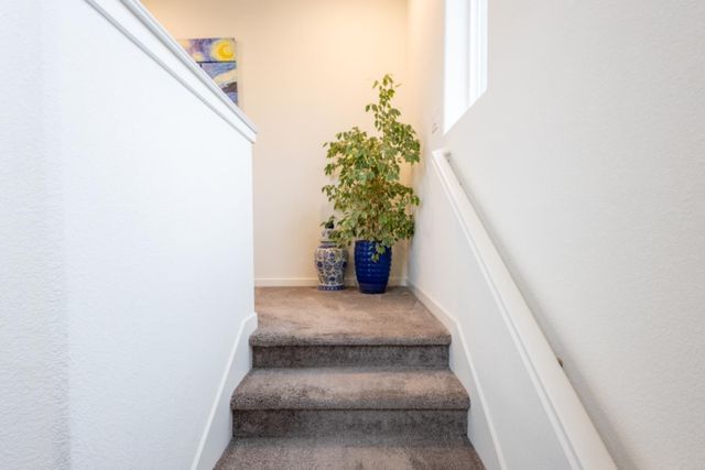 1612 Aleppo Ln, Sacramento, CA 95834