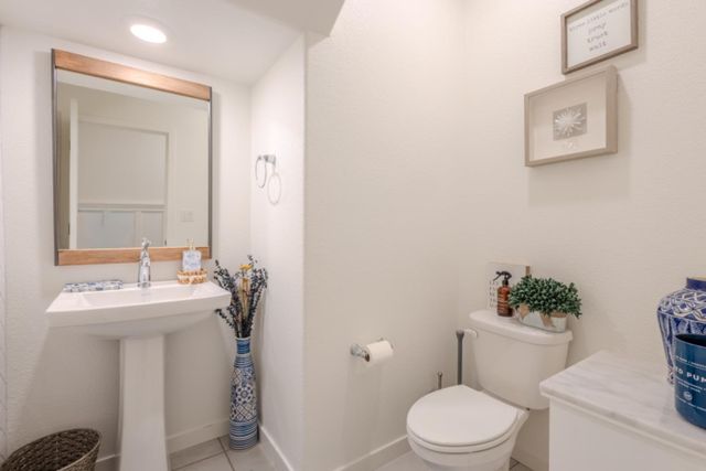 1612 Aleppo Ln, Sacramento, CA 95834