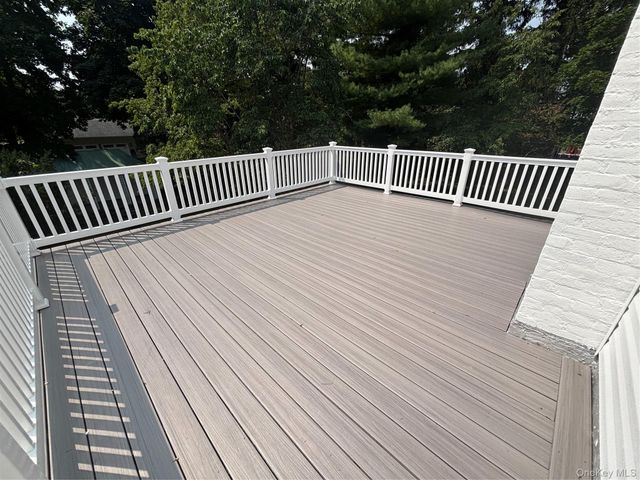 28 Wayaawi Avenue, Bayville, NY 11709