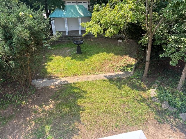 28 Wayaawi Avenue, Bayville, NY 11709