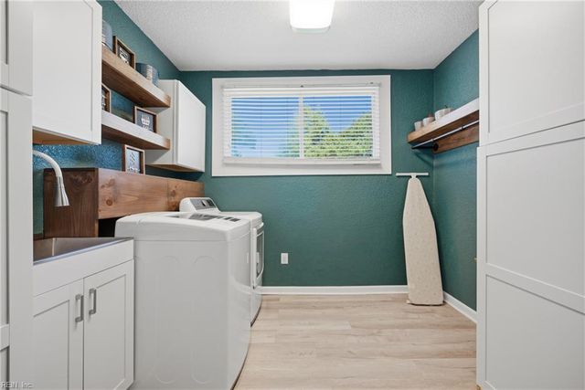 425 Beacon Hill CIR, Norfolk, VA 23502
