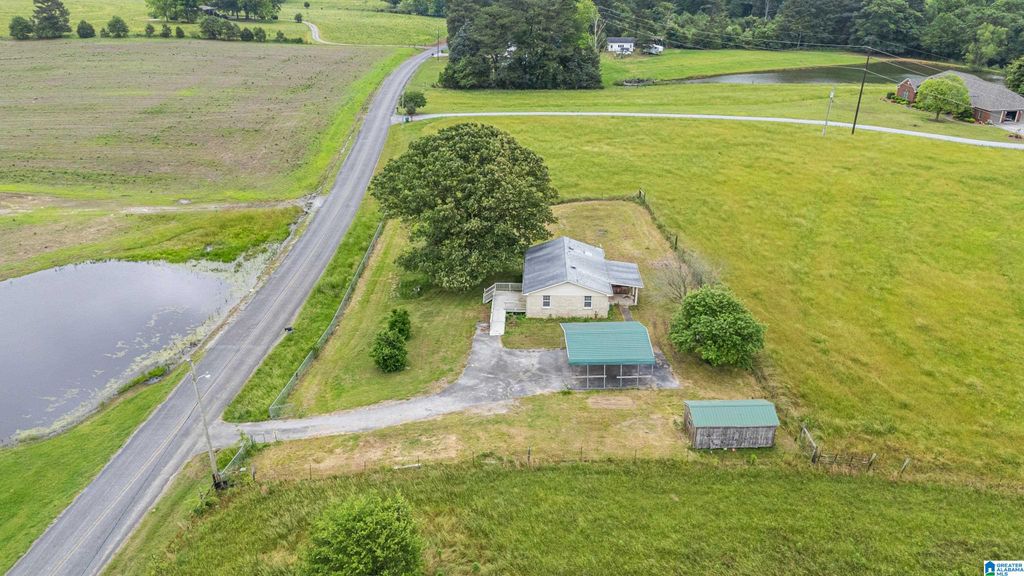 321 COUNTY ROAD 1476, Cullman, AL 35058
