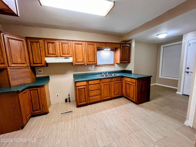 859 National Avenue, Toledo, OH 43609