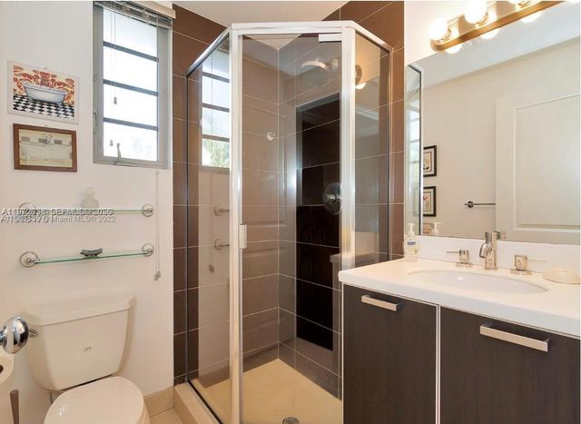 601 11th St 207, Miami Beach, FL 33139