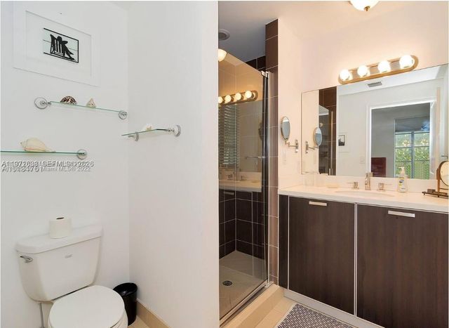 601 11th St 207, Miami Beach, FL 33139