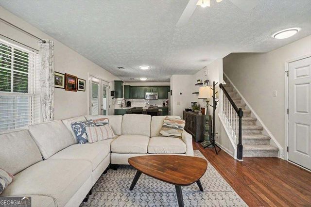 321 Windcroft Lane, Acworth, GA 30101