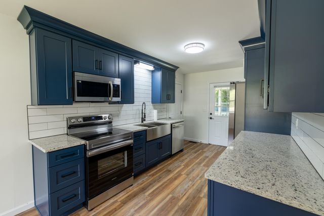 2435 Graysville Road, Ringgold, GA 30736