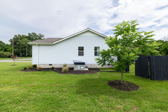 2435 Graysville Road, Ringgold, GA 30736