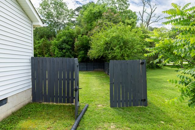 2435 Graysville Road, Ringgold, GA 30736