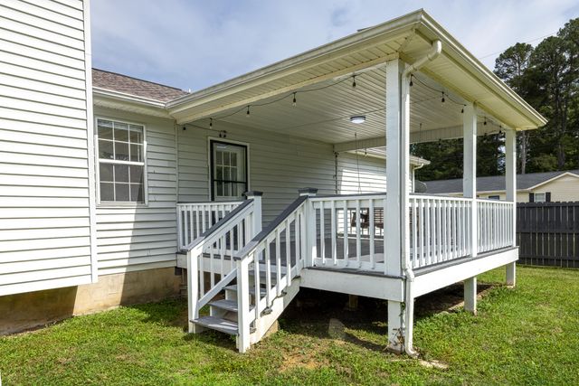 2435 Graysville Road, Ringgold, GA 30736