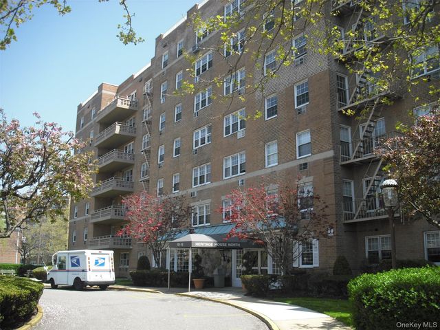 15115 84th Street 4F, Howard Beach, NY 11414