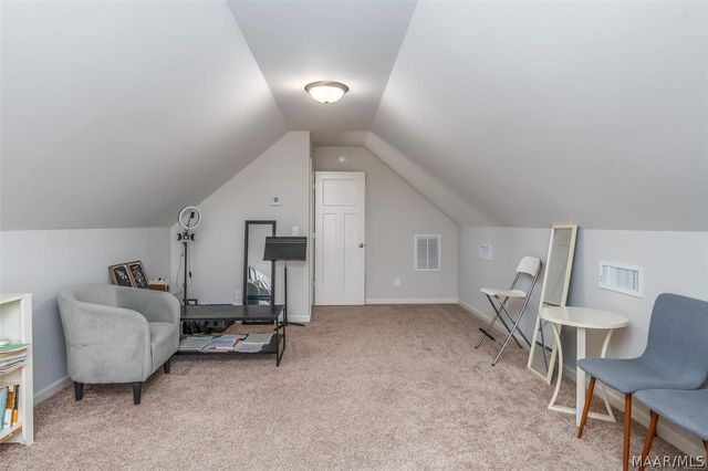 9290 CRESCENT LODGE Circle, Pike Road, AL 36064