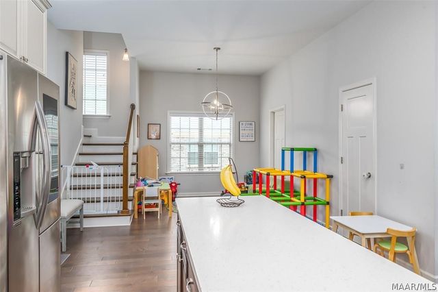9290 CRESCENT LODGE Circle, Pike Road, AL 36064