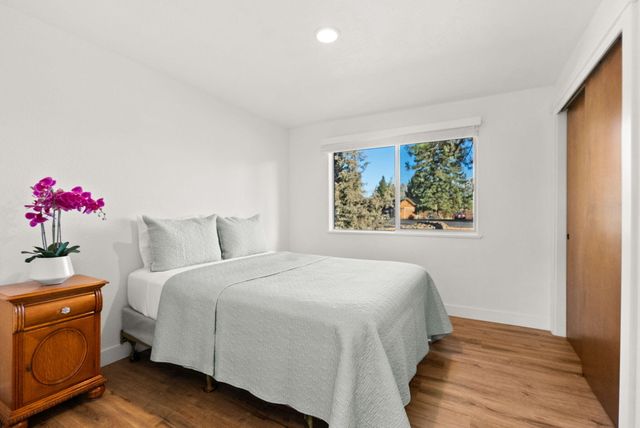 20985 Via Bonita Court, Bend, OR 97702