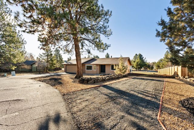 20985 Via Bonita Court, Bend, OR 97702