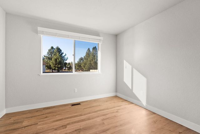 20985 Via Bonita Court, Bend, OR 97702