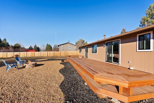 20985 Via Bonita Court, Bend, OR 97702