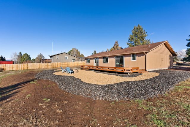 20985 Via Bonita Court, Bend, OR 97702