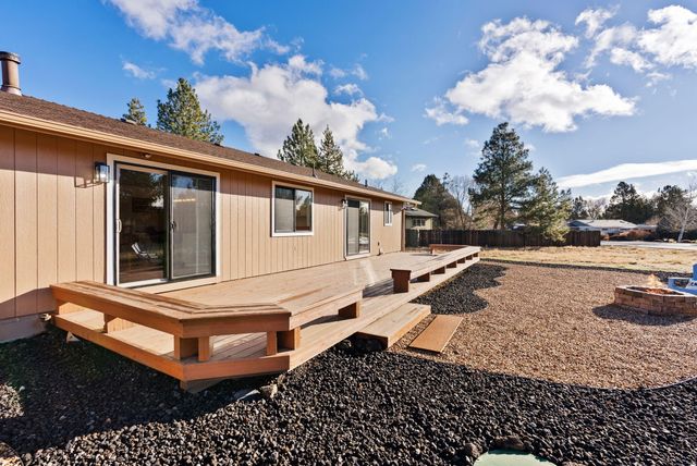 20985 Via Bonita Court, Bend, OR 97702