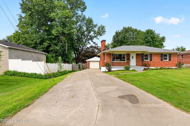 6908 Tangelo Dr, Louisville, KY 40228