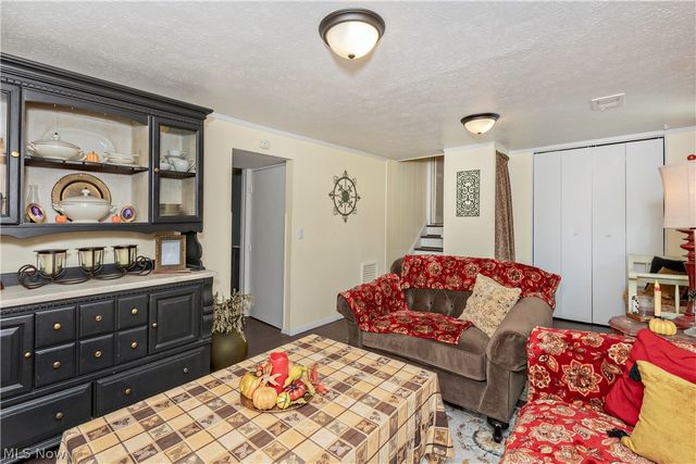 721 E 345th Street, Eastlake, OH 44095